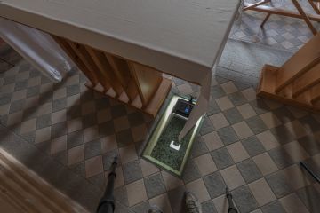 La sorgente d'acqua sotto l'altare